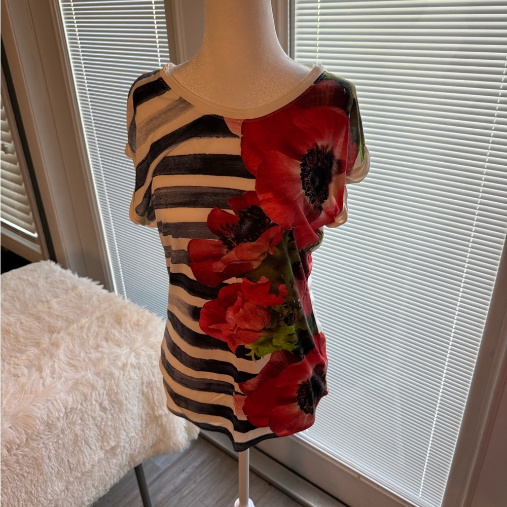 Karen Millen Black and Tan Graphic Tee
